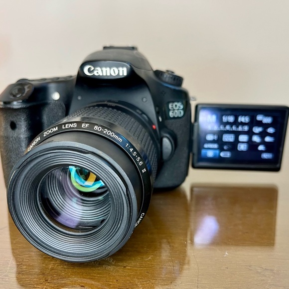 Canon EOS 60D Digital SLR Camera, Zoom Lens EF 80-200mm, 2-Batteries, Charger - Picture 5 of 17